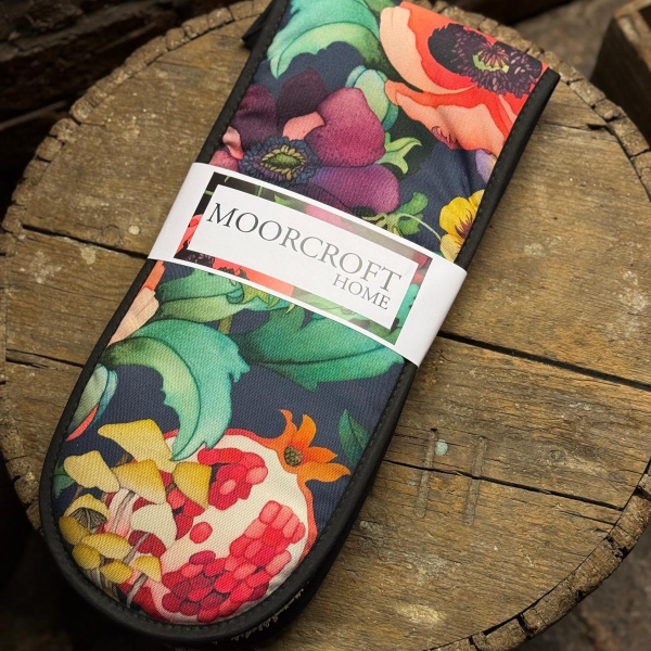 Heritage Botanica (Navy) Oven Gloves - Oven Gloves