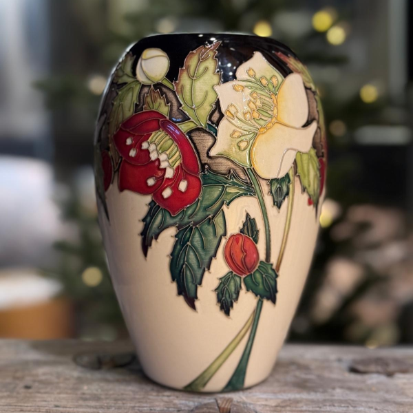 Winter Garden - Vase