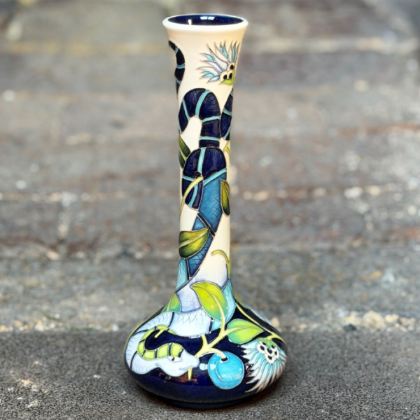 Hidden Serpent - Vase
