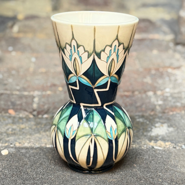 White Water Lily - Vase