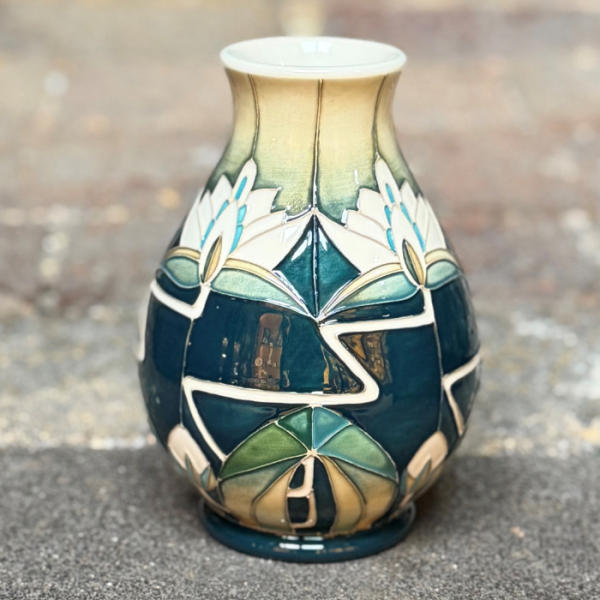White Water Lily - Vase