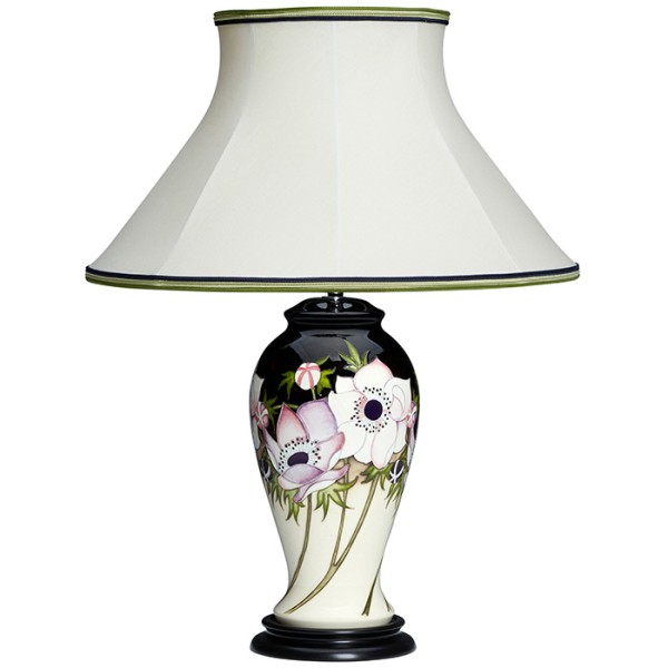 Forsaken Love - Lamp and Shade