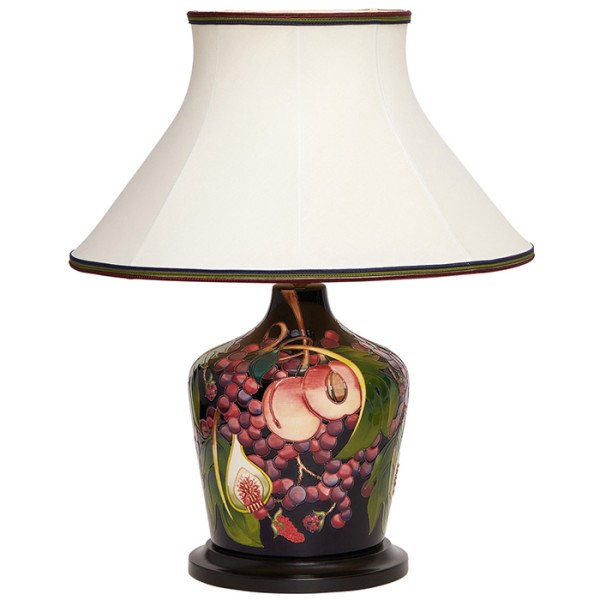 Queens Choice - Lamp and Shade