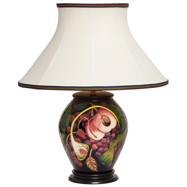 Queens Choice - Lamp and Shade