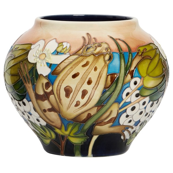 The Wildlife Pond - Vase