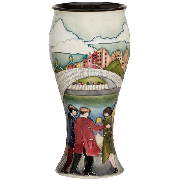 Dublin's Fair City - Vase